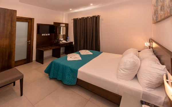 Cerviola Hotel image 14